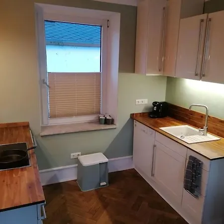 Voll Ausgestattete Wohnung Mit Moselblick Alf Exterior photo